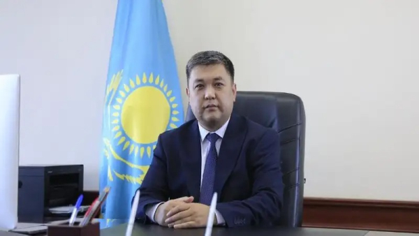 Акима Сатпаева подозревают в получении взятки