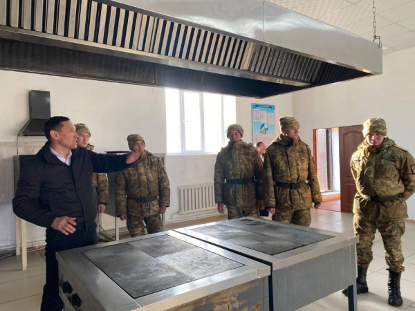 Казахстанские срочники получат востребованные рабочие профессии