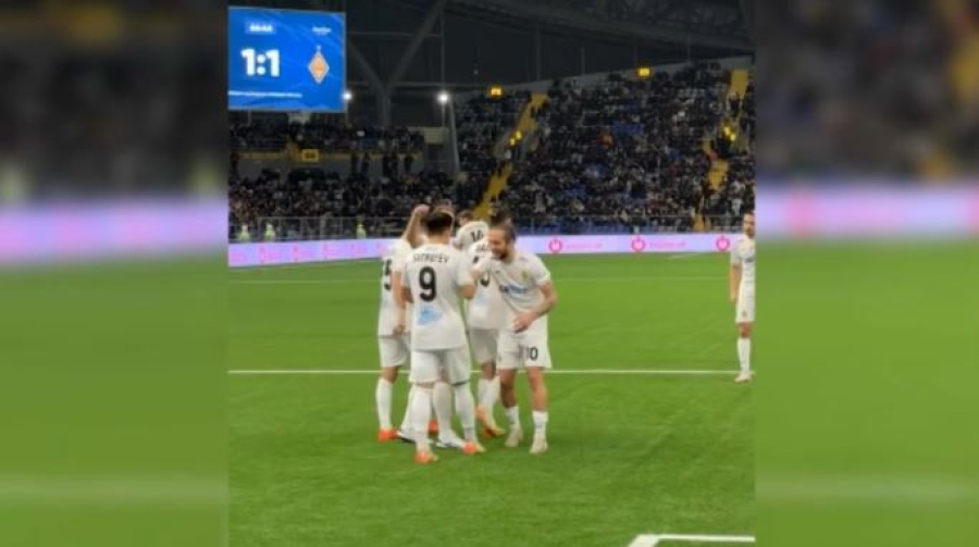 «Астана» и «Кайрат» сыграли вничью в главном матче первого тура чемпионата Казахстана