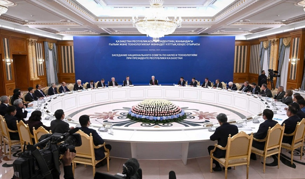 Токаев выступил на заседании Нацсовета по науке и технологиям
