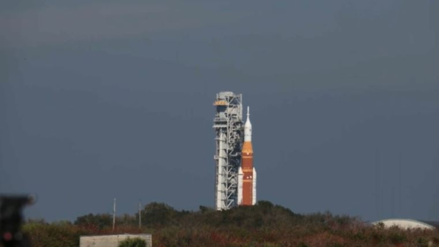 NASA построит обитаемую базу на Луне