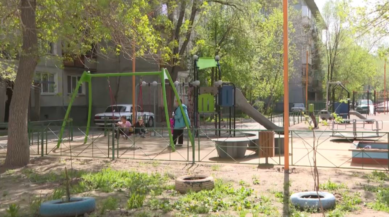 Около 40 дворов обновят в Усть-Каменогорске по инициативе горожан