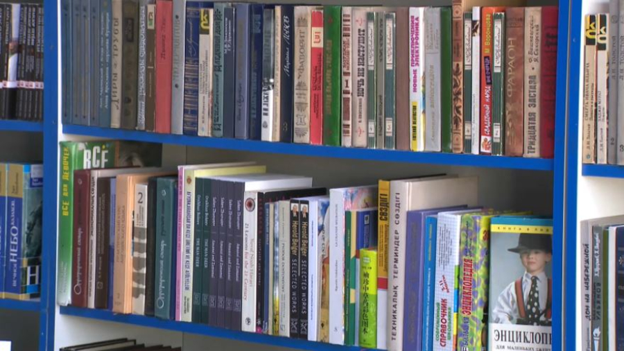 Пункт книговыдачи открыли в торговом центре