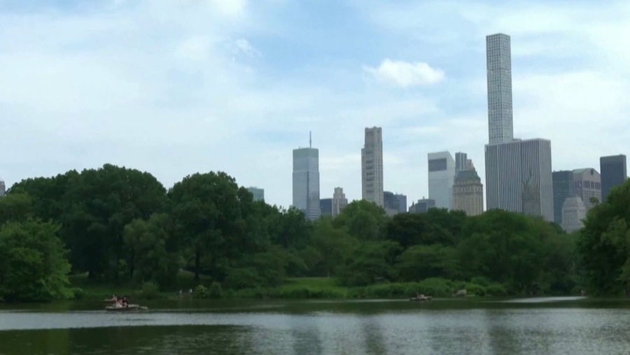 АҚШ салық қызметінен 22 мың қызметкер кетуге келісті