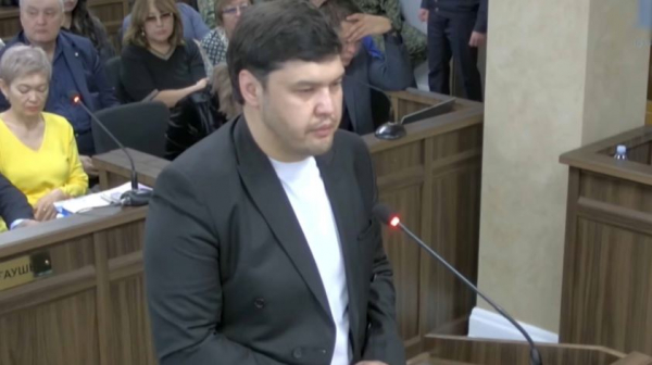 Дело Бишимбаева: брат Салтанат Нукеновой дал показания в суде