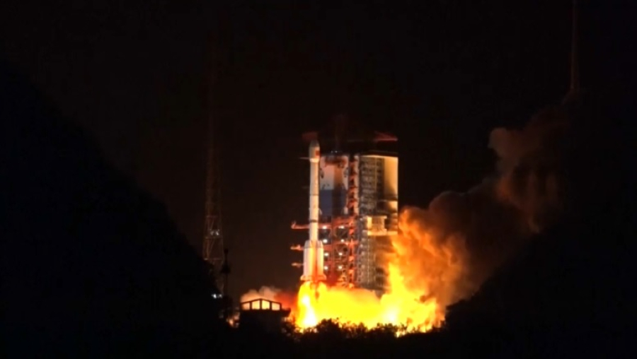 Китай вывел на орбиту испытательный спутник связи