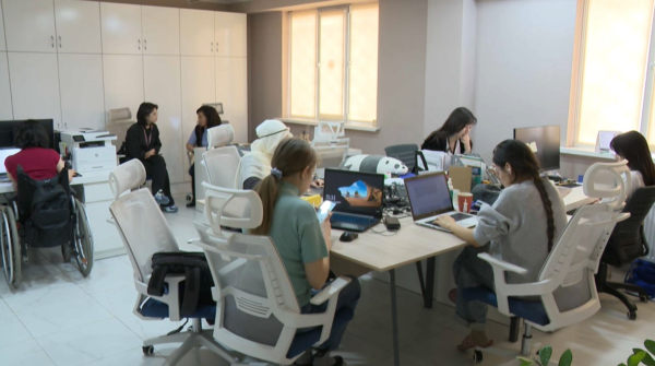 Новый набор на бесплатное IT-обучение для людей с инвалидностью стартует в Алматы