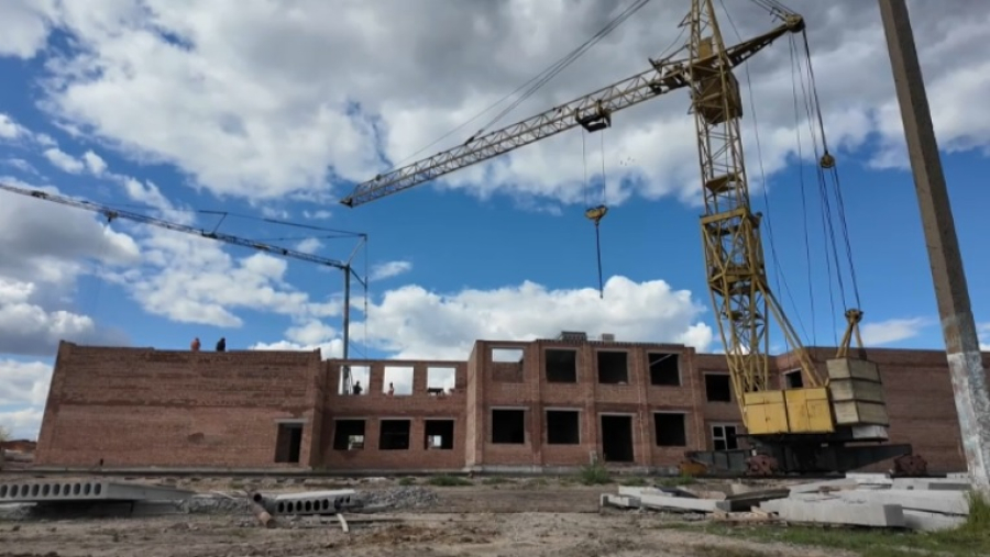 Новую школу на месте аварийной строят в СКО