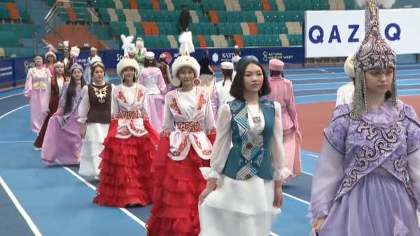 Астанада 3000 оқушы «Қамажай» биін биледі