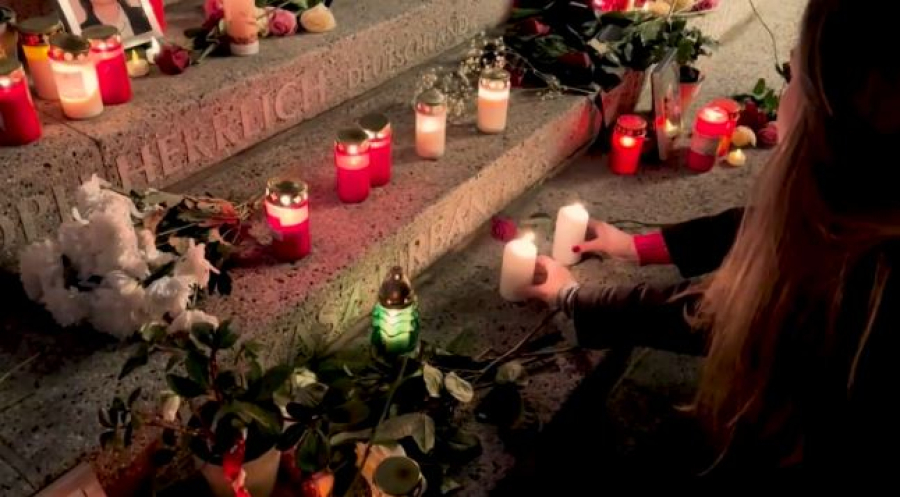 В Берлине почтили память жертв теракта на рождественском рынке