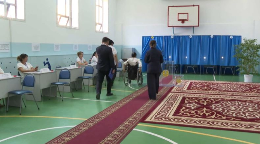 Астанада сайлау учаскелері жұмысын бастады