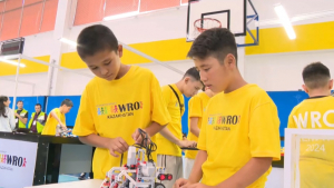 Республиканский этап World Robot Olympiad стартовал в Алматы