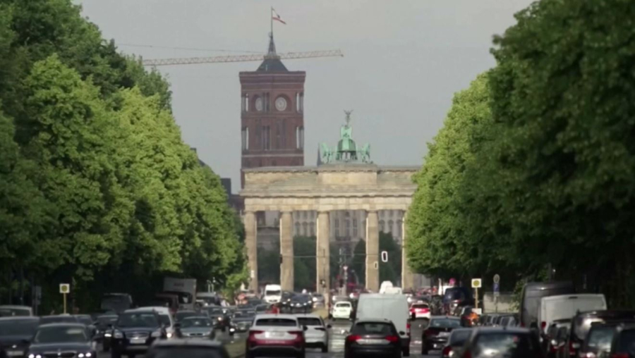 ФРГ хочет ужесточить визы россиянам