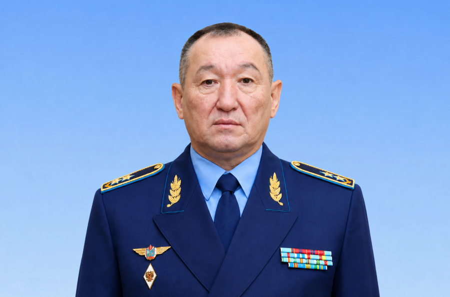 Даурен Косанов назначен Министром обороны