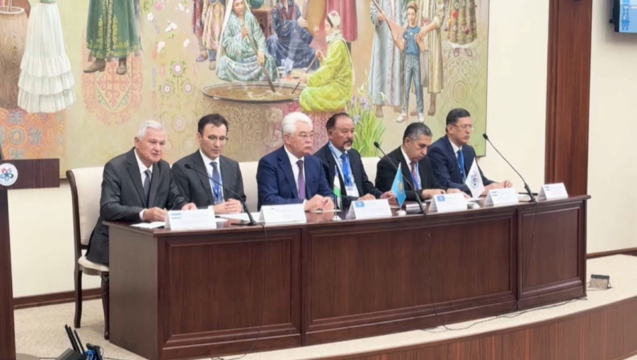 Ташкенттегі Орталық Азия институтында Абай мұралары ұлықталды