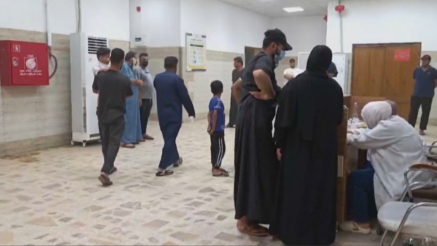 Иракта құмды дауылдан зардап шеккендер саны 3700-ге жетті