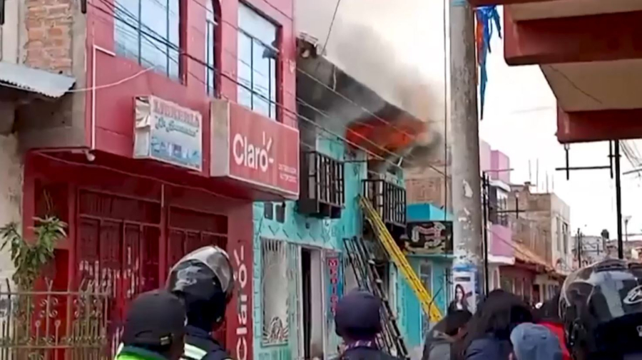 10 человек погибли в результате пожара в караоке-баре в Перу