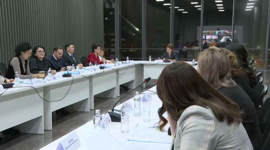 Нацкомиссия обсудила меры поддержки женщин-предпринимательниц