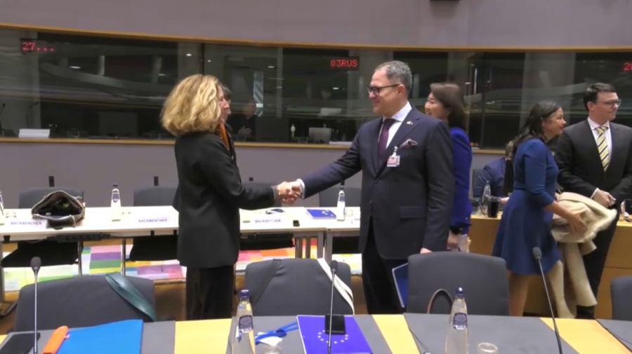 Казахстан и ЕС: упрощение визового режима