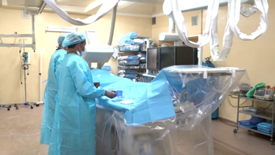 Онлайн-контроль сердца: высокотехнологичную операцию провели в Актау