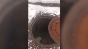 Нечистоты заливают подвал жилого дома в Алматинской области