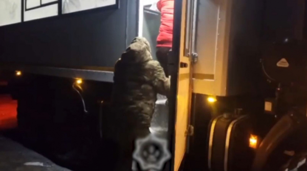 Восемь человек эвакуировали спасатели из снежного плена в области Жетысу