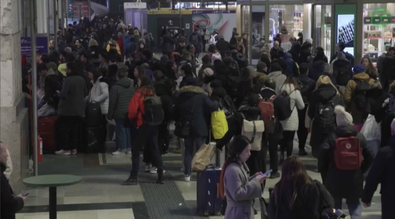 Миланда теміржолшылар шеруге шықты