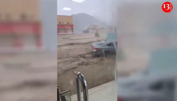 Сильные наводнения обрушились на Медину