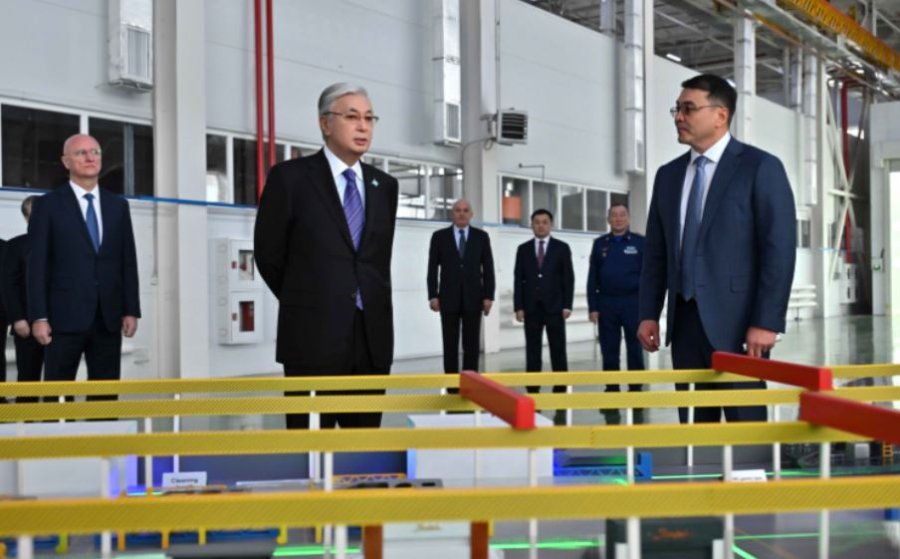 Президент Besqaru зауытымен танысты