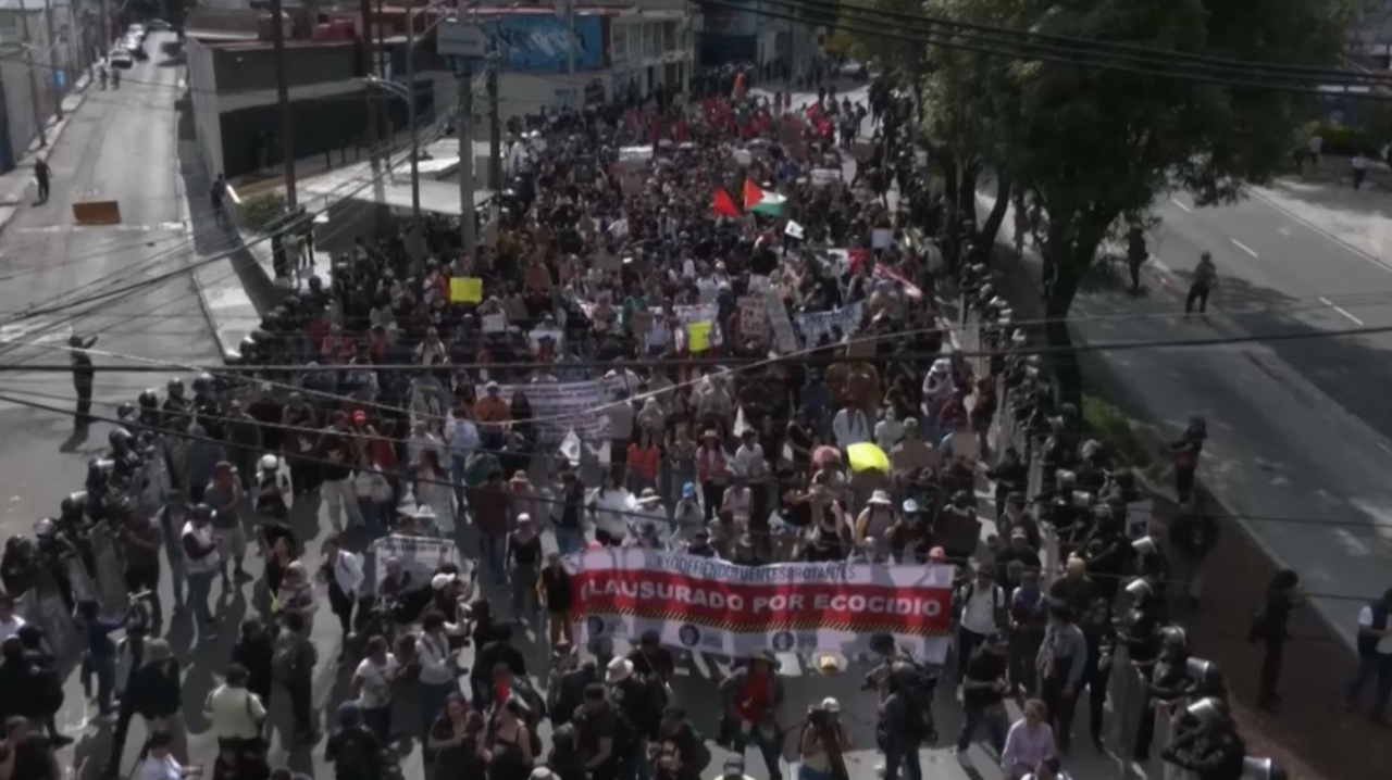 Жители Мехико протестуют из-за роста цен на жильё