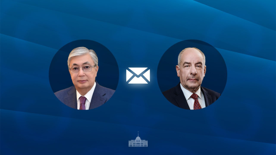 Глава государства направил поздравление Президенту Венгрии