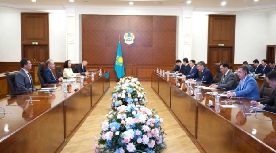 Үкімет басшысы ExxonMobil Upstream компаниясының президентімен кездесті