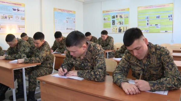 В Казахстане началась комплексная военная реформа