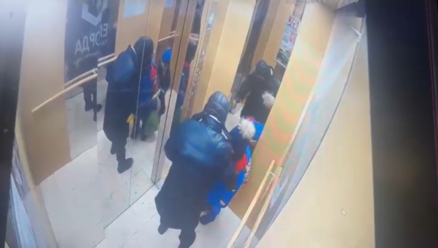 Напавшего на ребенка с ножом подростка признали невменяемым