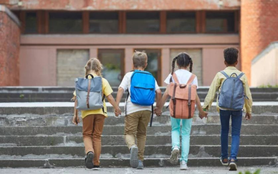 Школьники стали активнее участвовать в программах психологической безопасности