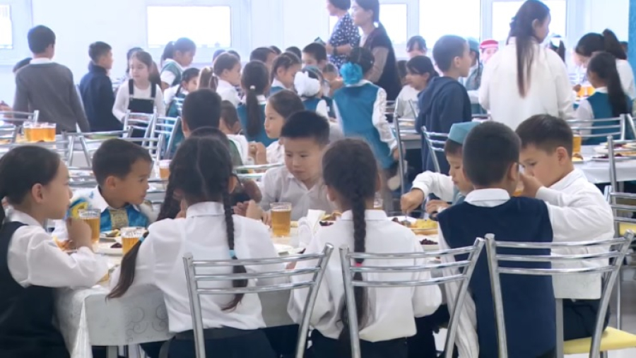 Президент о контроле качества питания в школах