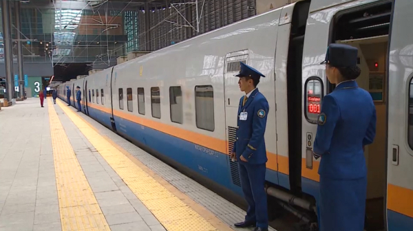 Олжас Бектенов теміржол вокзалдарын жөндеуді жеделдетуді тапсырды