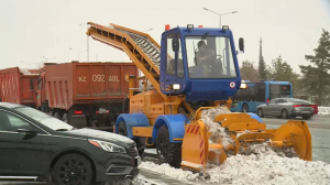 Больше 80 тыс. кубометров снега вывезли за сутки из Астаны