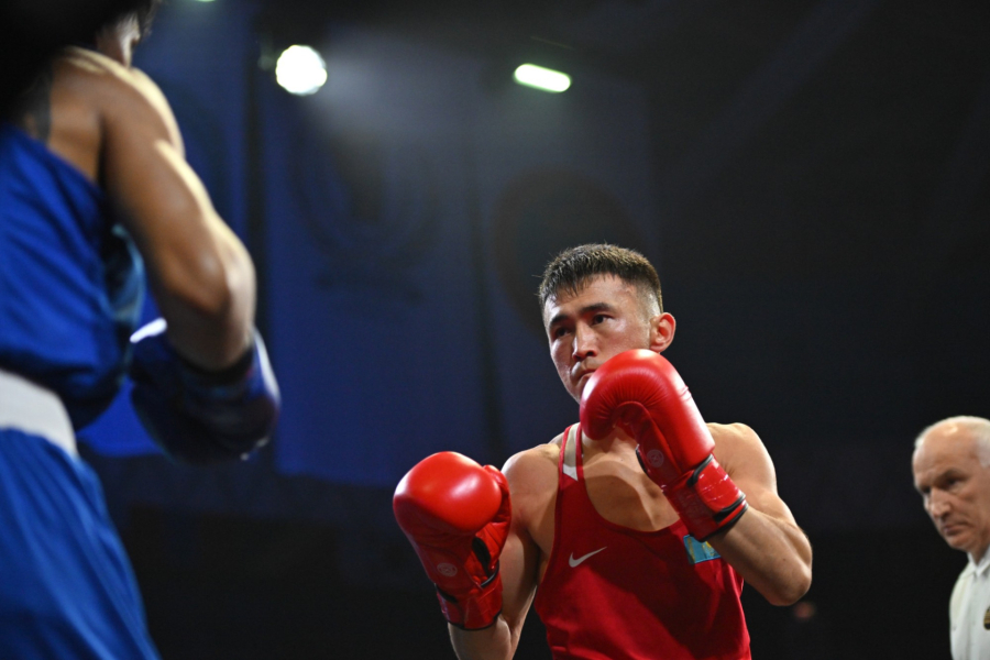 Махмуд Сабырхан выиграл домашний этап Кубка мира по боксу