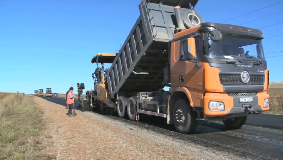 392 км республиканских трасс отремонтируют в ВКО