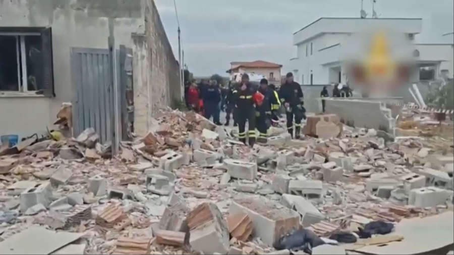 Римде көпқабатты үш тұрғын үй құлады