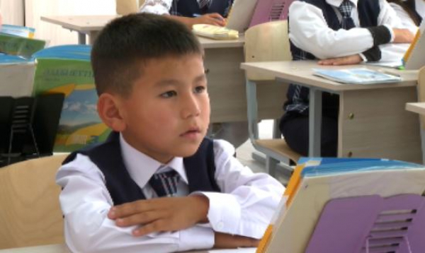 Полицейские Кызылординской области напомнили школьникам о ПДД