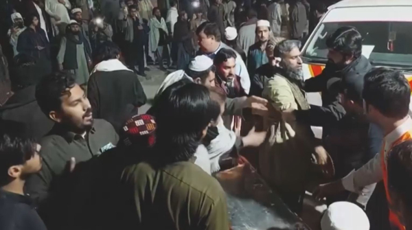 Теракт в Пакистане: погибли 12 человек