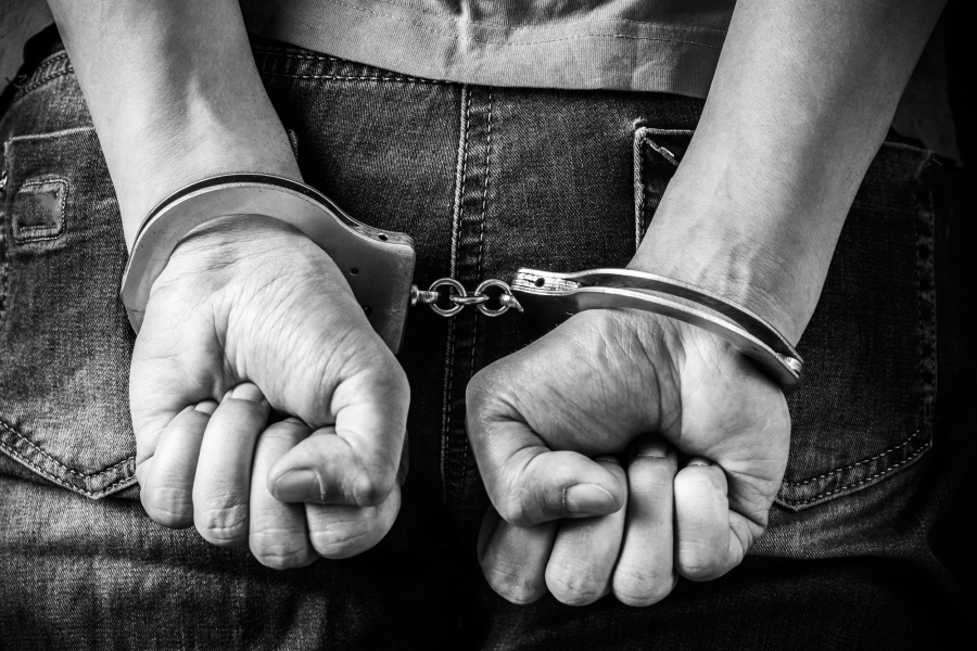 Жителя Актобе заставили оформить кредит ради несуществующего долга
