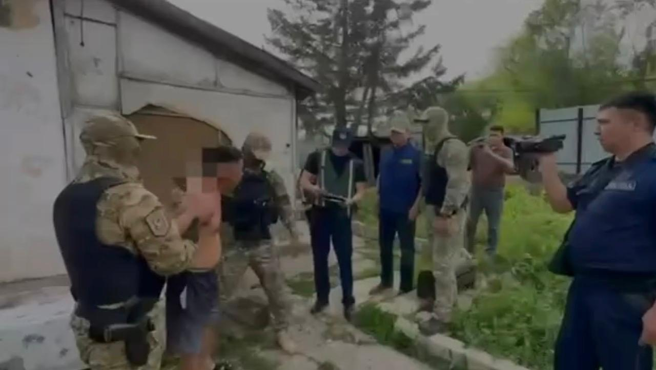 ШҚО-да танысын бопсалаған күдікті ұсталды