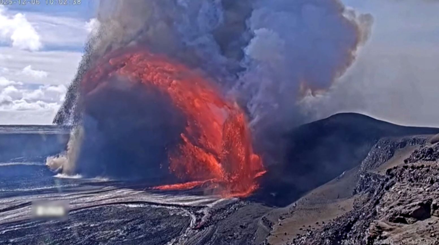 Гавай аралдарында жанартау атқылады