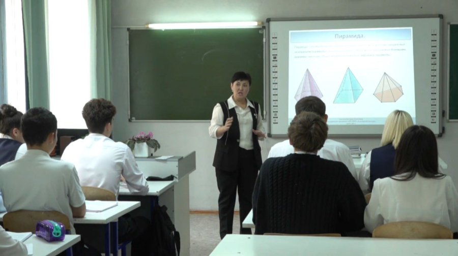 СҚО-да еңбек өтілі ғасырдан асатын ұстаздар әулеті тұрады