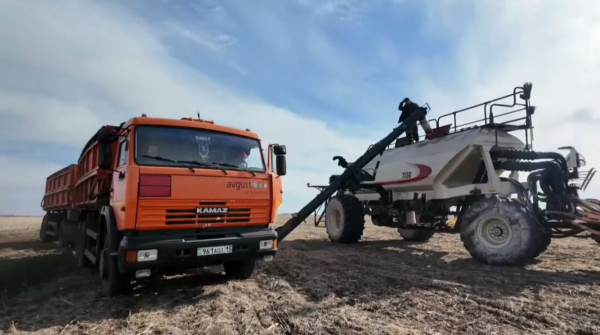 Диқандар егіс науқанына ерте кірісті