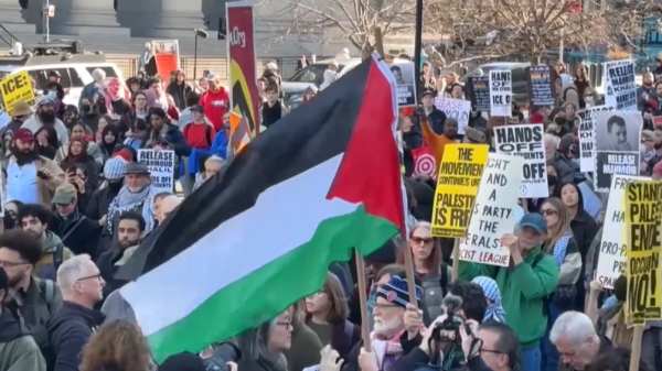 Нью-Йоркте палестиналық студент қамалғаннан кейін жаппай шеру басталды