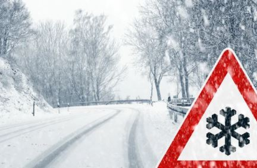 Штормовое предупреждение объявили в 16 регионах Казахстана